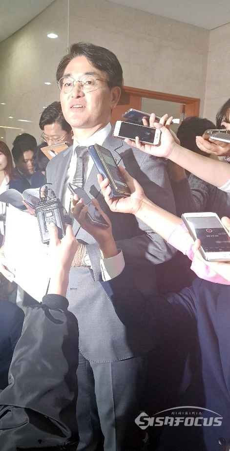박용진 더불어민주당 의원은 7일 국회 정론관에서 삼성 내부문서를 공개했다. [사진/ 박고은 기자]