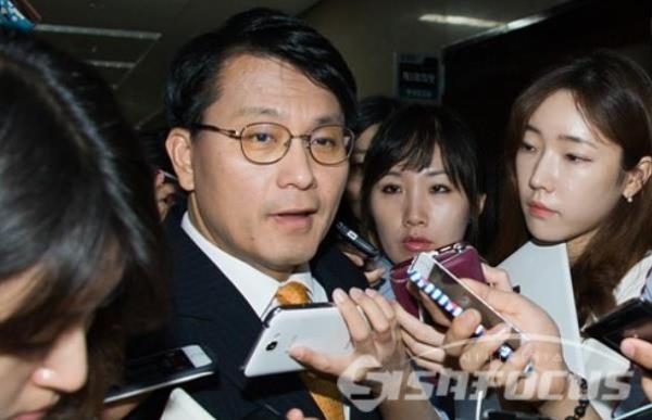 친박 핵심이었던 윤상현 한국당 의원이 최근 김무성 의원과 함께 보수통합 움직임에 힘을 싣고 있다. ⓒ시사포커스DB
