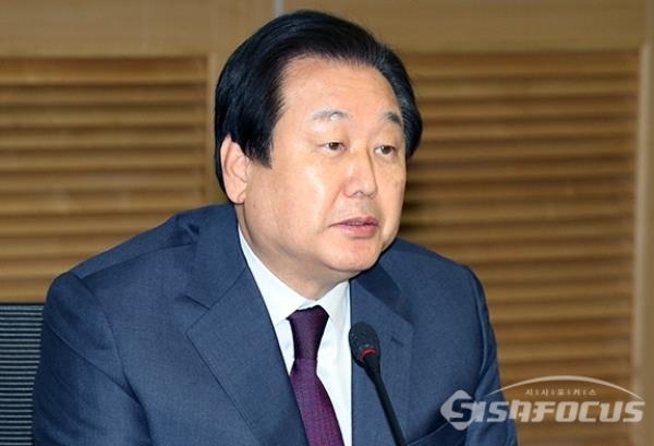 김무성 자유한국당 의원이 발언하고 있는 모습. 사진 / 오훈 기자