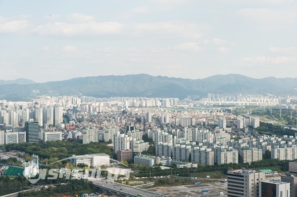 서울지역 부동산 매매가격에 대한 전망치가 바닥을 치고 있다. ⓒ시사포커스 DB