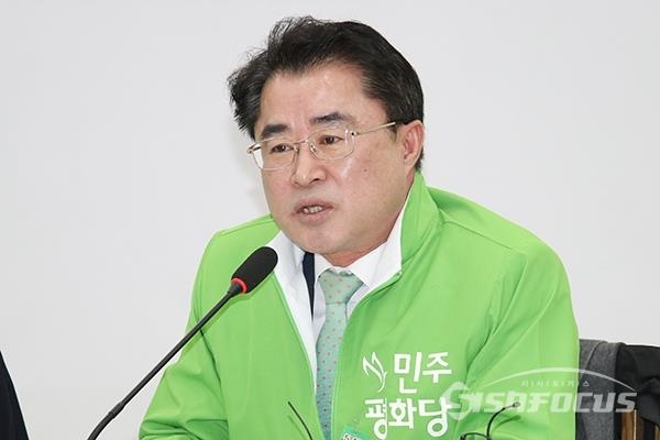 최경환 민주평화당 의원이 발언하고 있다. 사진 / 오훈 기자