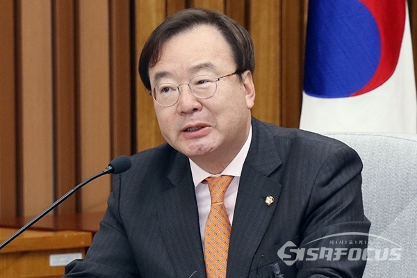 강효상 자유한국당 의원이 발언하고 있다. ⓒ시사포커스DB