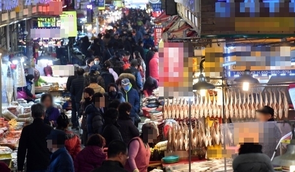 한국소비자원은 가격정보 종합포털 ‘참가격’을 통해 다소비 가공식품 30개 품목의 5월 판매가격을 조사한 결과를 발표했다. (사진 / 뉴시스)