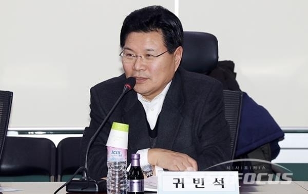 대한애국당 입당을 천명했던 홍문종 자유한국당 의원이 발언하고 있다. ⓒ포토포커스DB