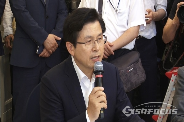 자유한국당 황교안 대표가 초월회 모임에서 발언을 하고 있다. 사진 / 박상민 기자