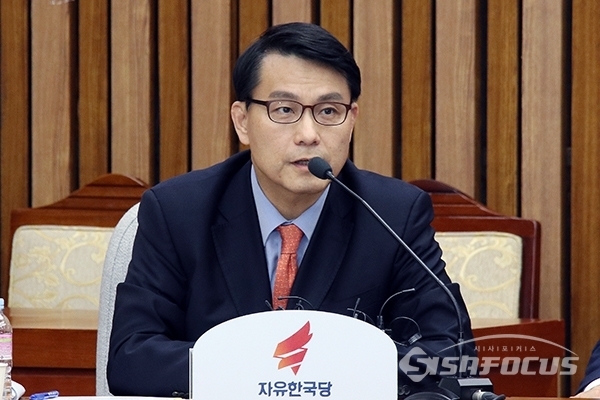 윤상현 자유한국당 의원이 발언하고 있다. 사진 / 오훈 기자
