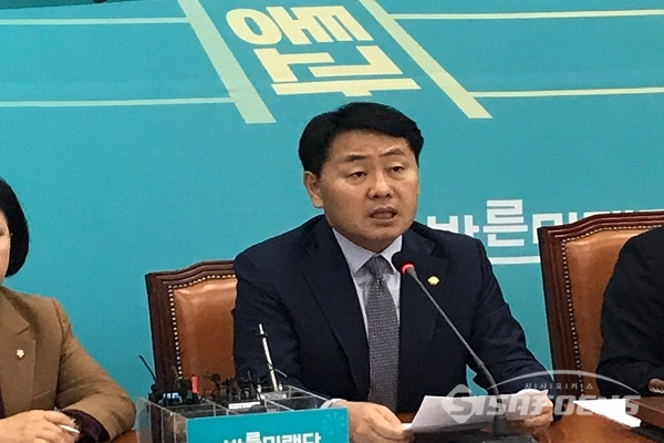 발언하는 김관영 최고위원. 사진 / 백대호 기자