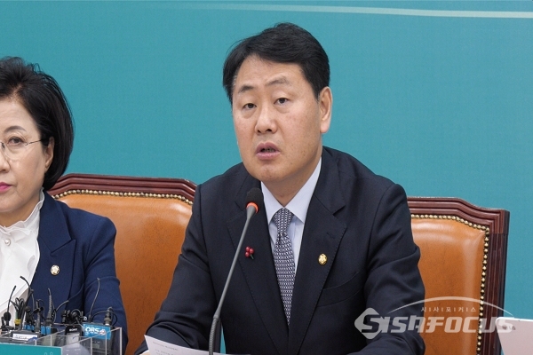 발언하는 김관영 의원. 사진 / 백대호 기자