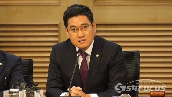 발언하는 오신환 의원. 사진 / 백대호 기자