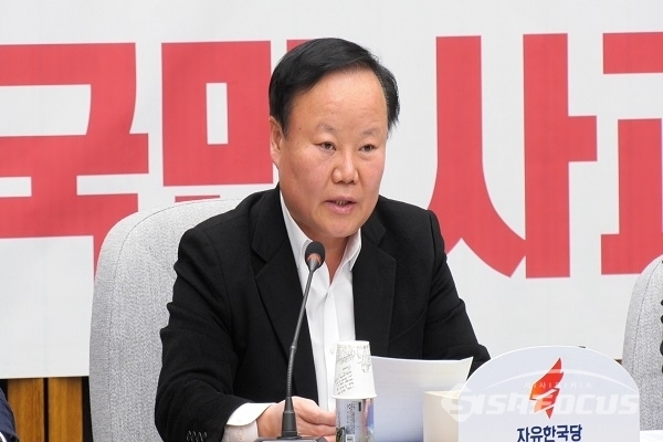 김재원 자유한국당 정책위의장이 발언하고 있다. 사진 / 박상민 기자
