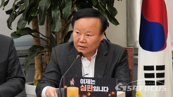 발언하는 김재원 정책위의장. 사진 / 박상민 기자