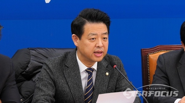 발언하는 김영호 의원. 사진 / 이민준 기자