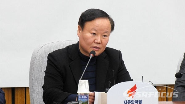 발언하는 김재원 정책위의장. 사진 / 박상민 기자