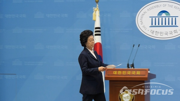 발언하는 이은재 의원. 사진 / 박상민 기자