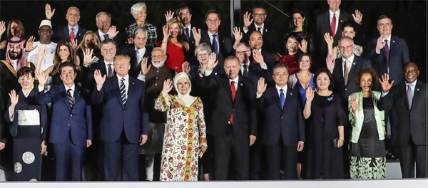 지난해 열린 G20 정상회의 당시 각국 수장들의 모습 / ⓒ청와대DB