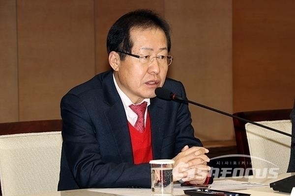 [시사포커스 / 오훈 기자] 대권잠룡 중 하나인 홍준표 전 자유한국당 대표가 발언하고 있다.