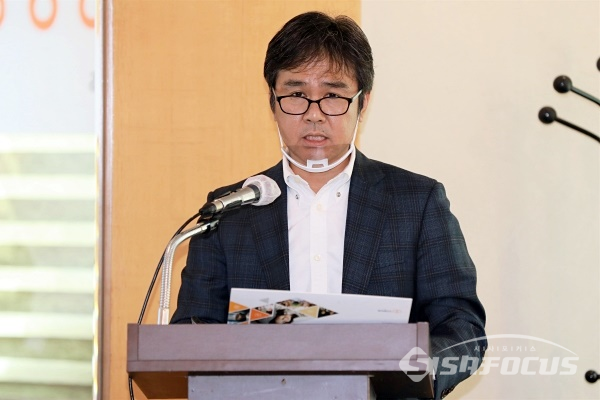 오영섭 코퍼스코리아 대표가 사업 전략 및 향후 성장 계획에 대해 소개하고 있다. [사진 /오훈 기자]