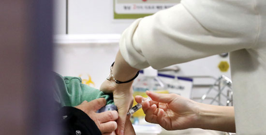 정부가 18일 코로나19 백신 추가 도입 방안과 추진계획을 밝혔다 / ⓒ뉴시스DB