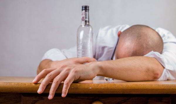 코로나19로 인해 혼술·홈술 경향이 강해졌다. 올해 과음·만취· 폭음 등 고위험 음주경험 비율도 증가한 것으로 조사됐다. ⓒ시사포커스 DB