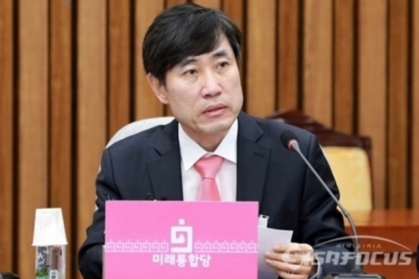 하태경 국민의힘 의원이 장혜영 의원을 향해 자기 당 대표의 성추행 의혹은 형사고발하지 말라고 한다"며 "현행 사법체계를 무시하는 주장일 뿐 아니라, 자신들의 과거 주장을 뒤집는 행동"이라고 비난했다.ⓒ시사포커스DB