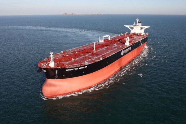 현대중공업이 건조한 30만t급 초대형 원유운반선(VLCC) ⓒ 한국조선해양