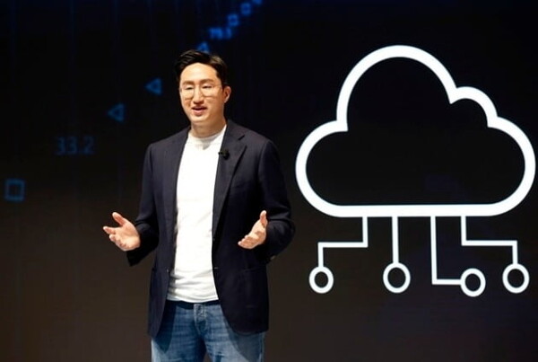 정기선 현대중공업그룹 대표이사 사장이 'CES 2022' 현장에서 개최된 프레스 컨퍼런스에서 미래 비전인 '퓨처 빌더'를 소개하고 있다 / ⓒ현대중공업그룹 제공