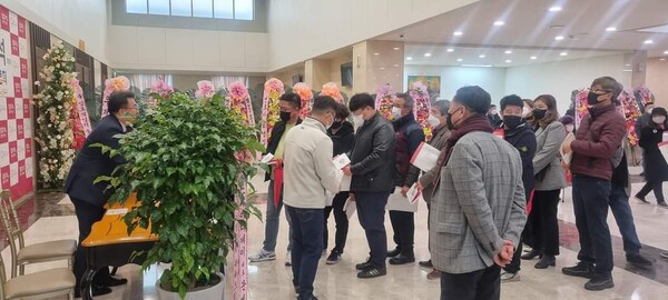 지난 25일 임호석 의정부시의원의 출판기념회가 성황리에 열렸다. 사진/고병호 기자
