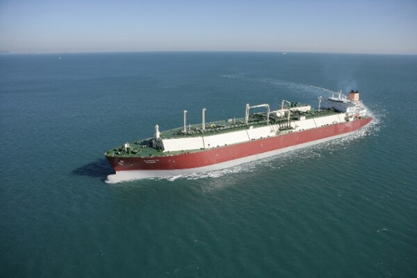 사진은 대우조선해양이 건조해 카타르에 인도한 초대형LNG운반선 / ⓒ대우조선해양 제공