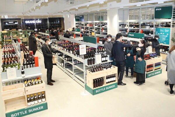 롯데마트 제타플렉스 보틀벙커 와인매장 전경 ⓒ롯데마트