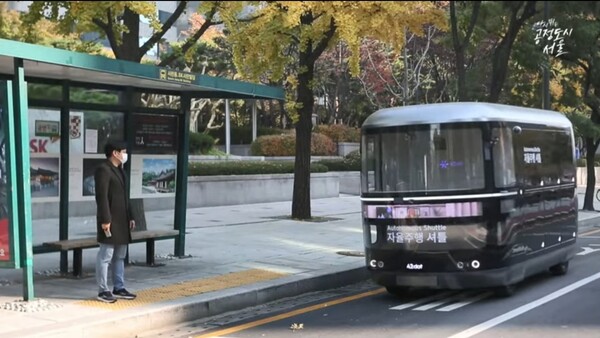 서울시가 내년 상반기 중 청계천에서 시범운행 할 자율주행 버스 운행 예시 ⓒ서울시
