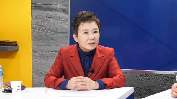 국민의힘 3·8 전당대회 최고위원 선거에 출마한 정미경 후보가 3일 '시사포커스TV'에 출연하여 인터뷰하고 있다. 사진 / 박상민 기자