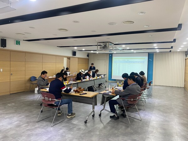 지난 26일, 오산시는 ’공동주택 보조금 지원 심사위원회‘를 열었다. ⓒ오산시