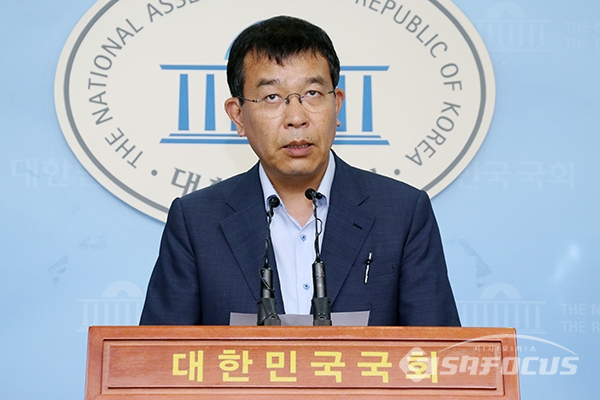 김종대 정의당 전 의원이 과거 국회에서 발언하고 있는 모습. [사진 / 오훈 기자]