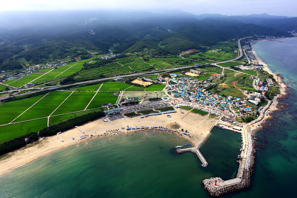 영덕 고래불해수욕장 전경. 사진/경북도