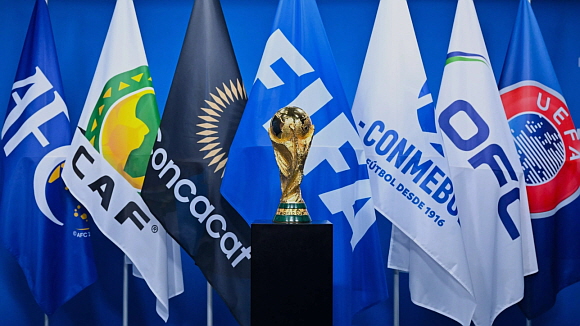 FIFA, 2030 월드컵 3개 대륙-6개국 대회 진행/ 사진: ⓒ국제축구연맹