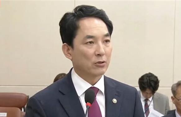 박민식 국가보훈부 장관이 서울 여의도 국회 정무위원회에서 의원 질의에 답변하고 있다. 사진 / 시사포커스DB