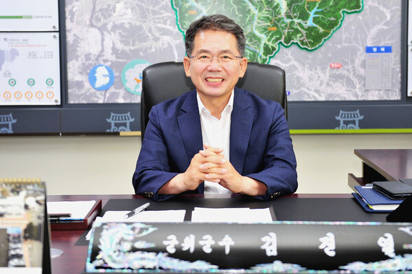 김진열 군위군수. 사진/군위군