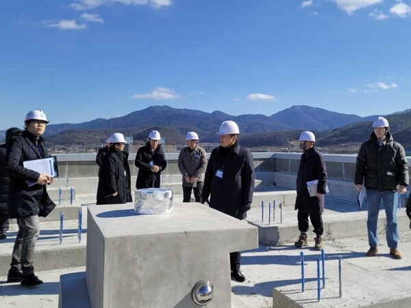 경북교육청은 경북드론고등학교 생활관과 실습동의 다음 달 준공을 앞두고 ‘사용자 중심’ 예비준공검사를 하고 있다. 사진/경북교육청 