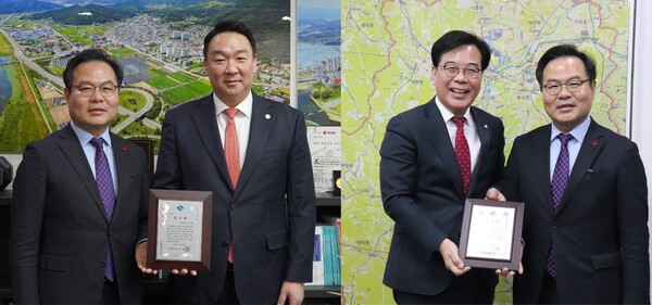 26일 김학홍 행정부지사가 국회를 방문해 정희용(왼쪽) 의원과 송언석(오른쪽)의원에게 감사패를 전달하고 있다. 사진/경북도
