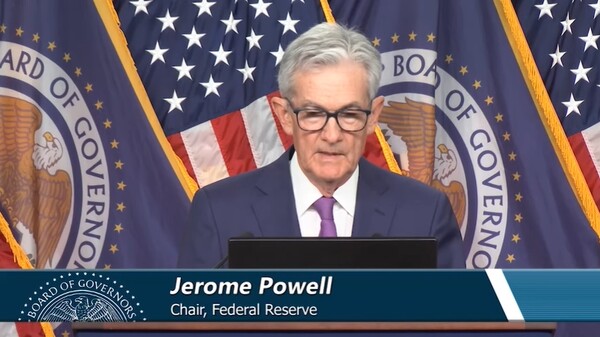 31일(현지시각) 제롬 파월 미국 연방준비제도(Fed·연준) 의장이 연방공개시장위원회(FOMC) 정례회의 후 기자회견에서 발언하고 있다. ⓒFed 유튜브 캡쳐