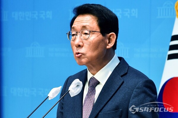 5일 김상훈 의원이 기자회견을 하고 있다.(1)