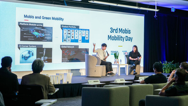 현대모비스가 미국 실리콘밸리에서 '제3회 모비스 모빌리티 데이'를 열고 배터리시스템(BSA) 등 전동화 핵심 부품 포트폴리오를 소개하고 있다 / ⓒ현대모비스