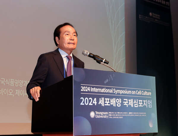 7일 김주수 의성군수가 영남대학교 천마아트센터에서 “의성군을 대한민국 세포배양산업 메카로 만들겠다”라고 밝히고 있다.ⓒ의성군