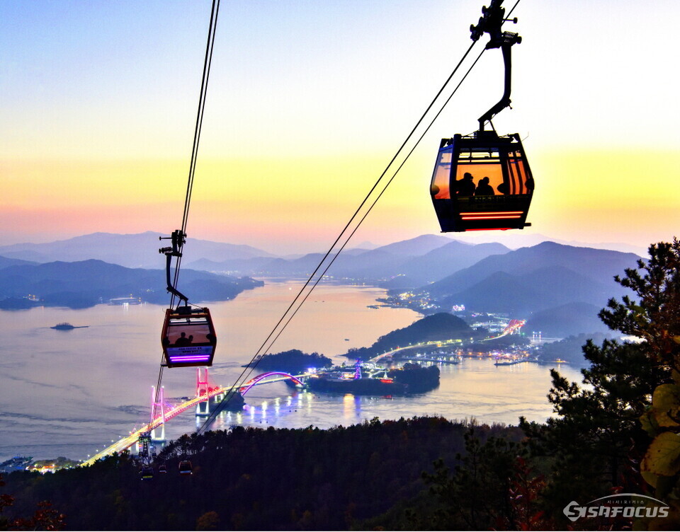 사천바다케이블카. 사진 / 사천시