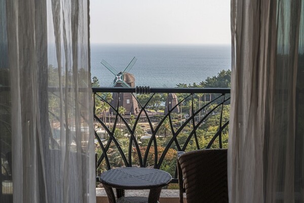 롯데호텔 제주 객실 전경 ⓒ롯데호텔