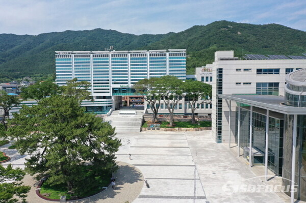 해남군 신 청사 전경. 사진 / 해남군청