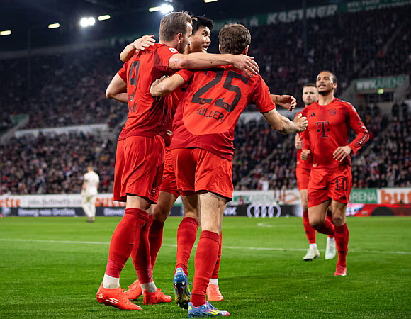 뮌헨, 수비 불안에도 아우크스부르크에 3-1 승리. ⓒ바이에른 뮌헨