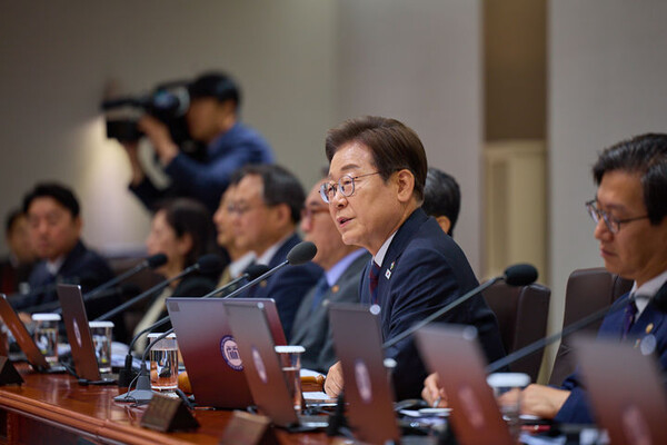 이재명 대통령이 10일 서울 용산 대통령실에서 열린 국무회의를 주재하고 있다. ⓒ대통령실