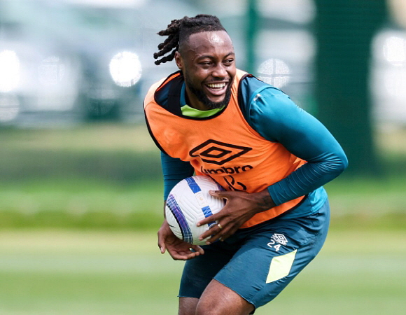 맨유-토트넘, 세메뇨의 이적료에 영입 물러나나. ⓒAFC 본머스