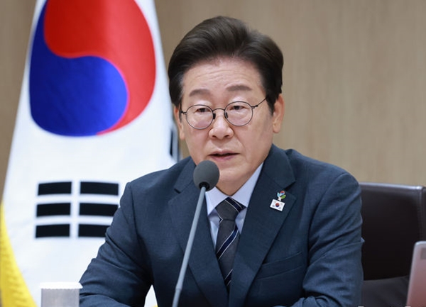 이재명 대통령이 24일 서울 용산 대통령실 청사에서 열린 국무회의에서 발언하고 있다. ⓒ뉴시스